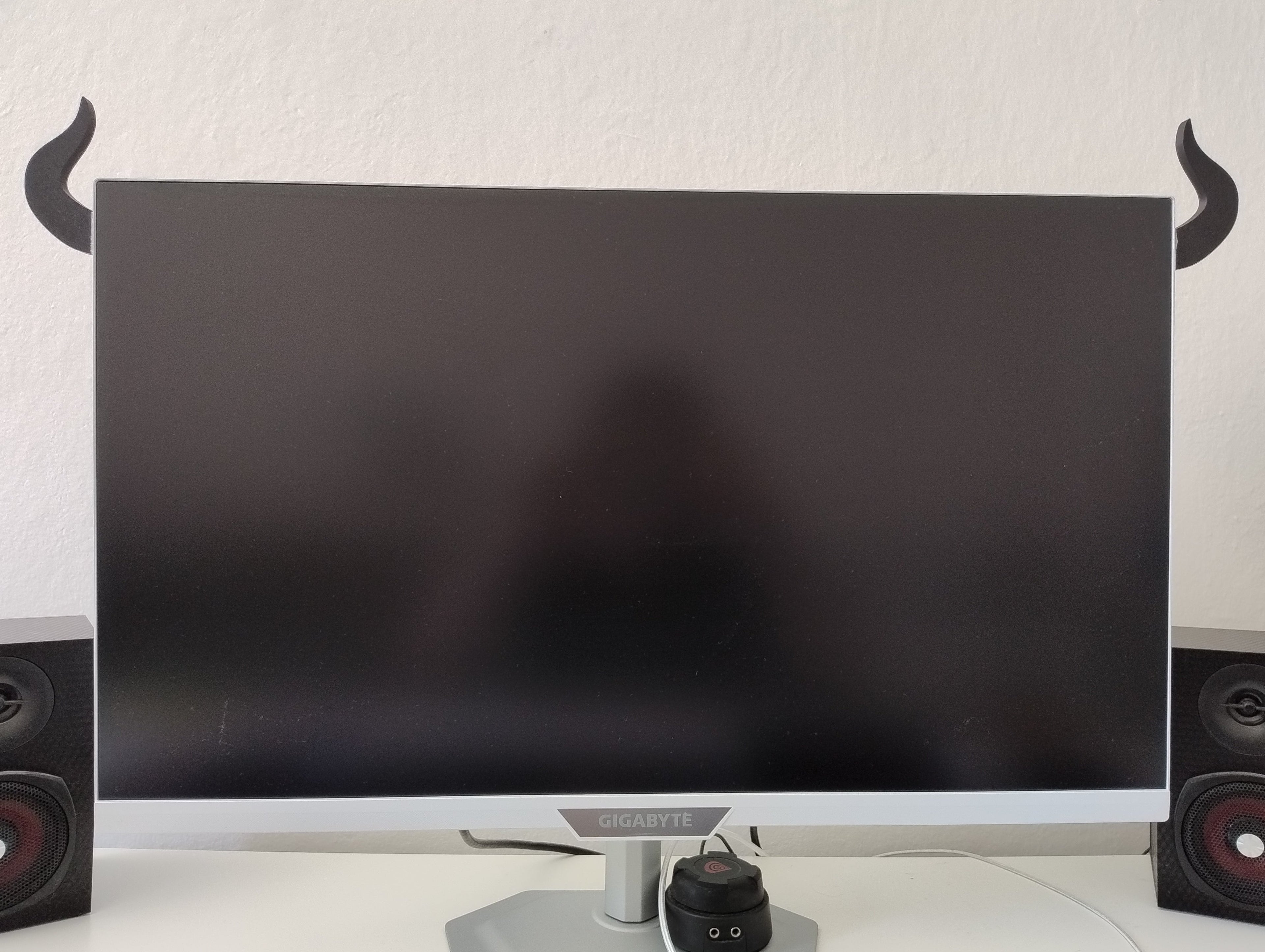 Dekorace na monitor - Horns